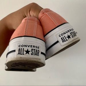 SOLD extra platforms coral converse 🌺👟